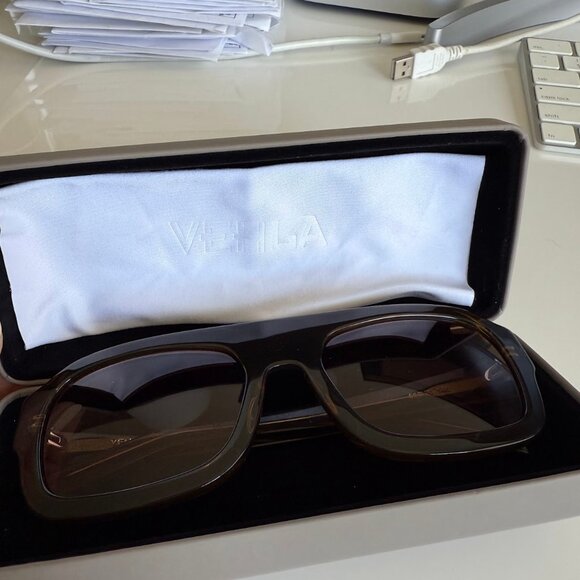 New Vehla Kaia - Caramel/Toffee Sunglasses - Picture 7 of 7